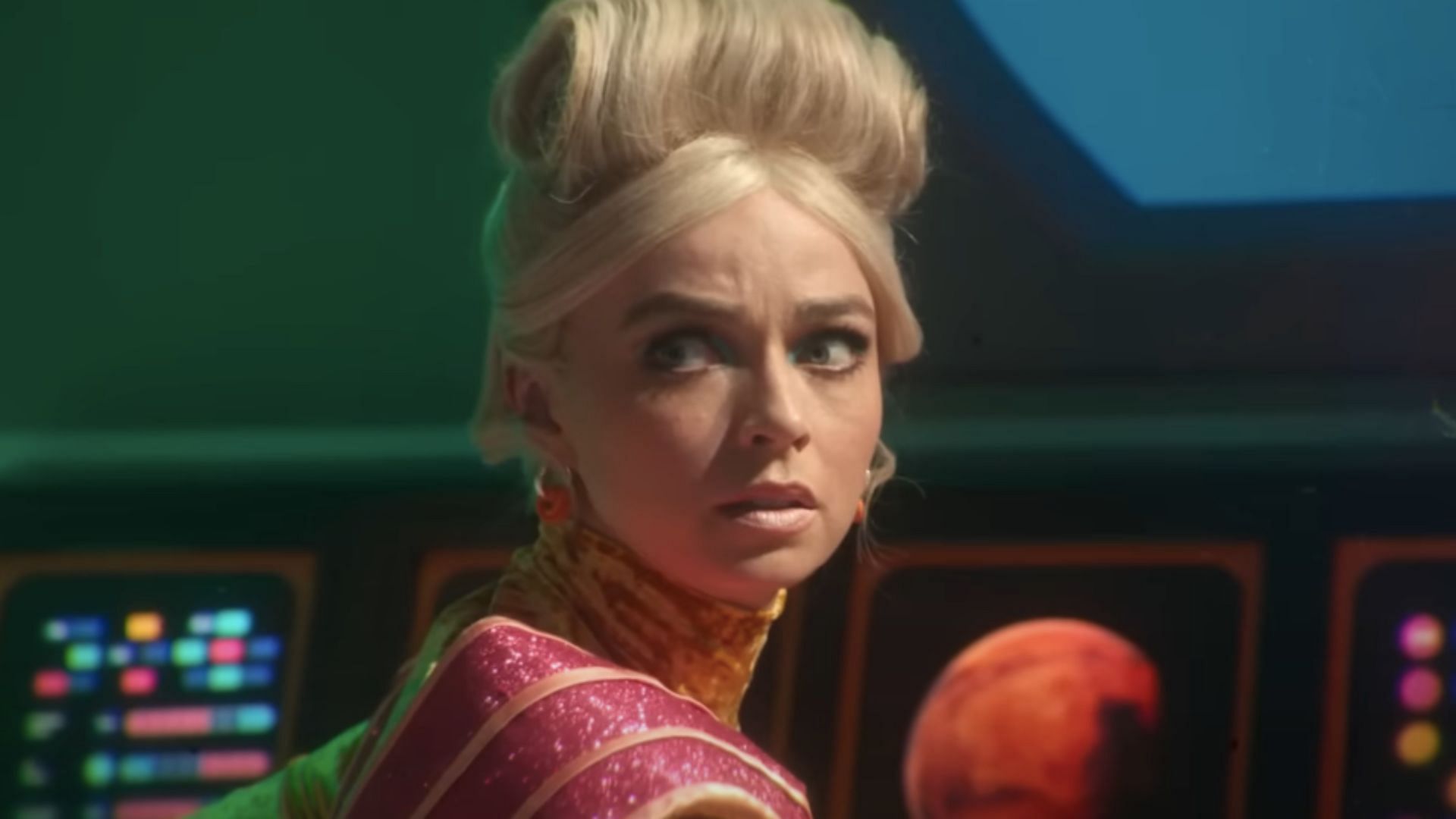 Star Trek: Strange New Worlds Season 3 promises 'fun' (Image via YouTube/Paramount Plus)